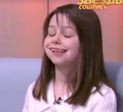 Под чем дочка и внучка певицы Долиной?