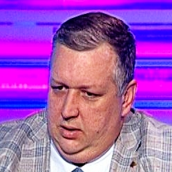 Руководитель движения «За безопасность» Дмитрий Курдесов предложил ограничить продажу газовых баллончиков физическим лицам