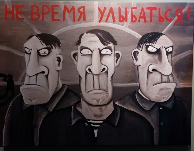 Никому не мешает, живет на своей волне. Пусть лучше тихонечко танцует, чем бухает и матерится.