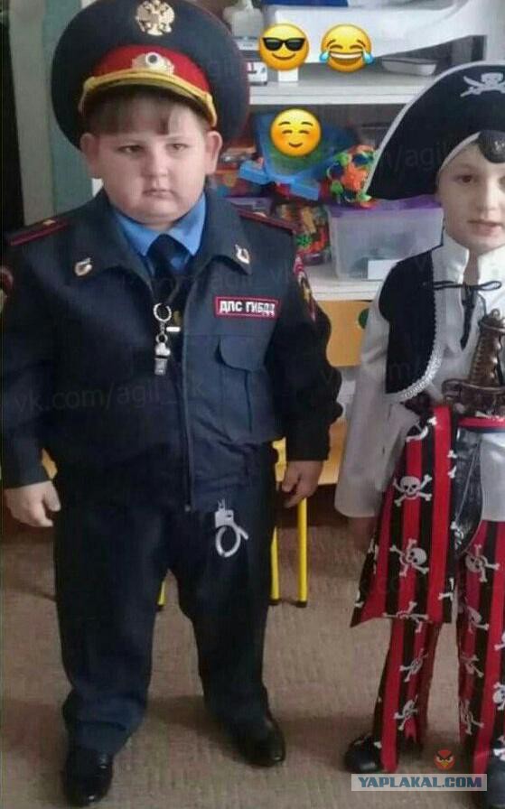 Новогодний утренник, или родители - затейники