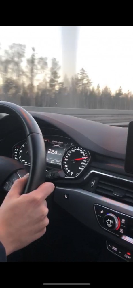 Перестроился, забыв посмотреть в зеркала