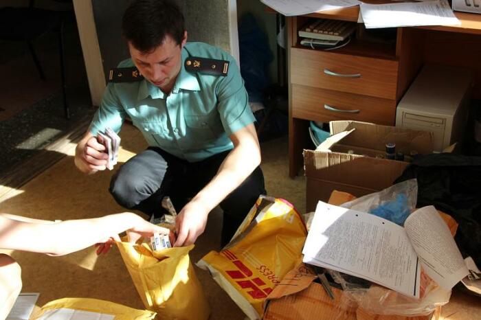 Обыск в помещении. Следственный осмотр предметов и документов. Изъятие документов прокуратурой. Обыск и выемка. Следственный осмотр предметов и документов.