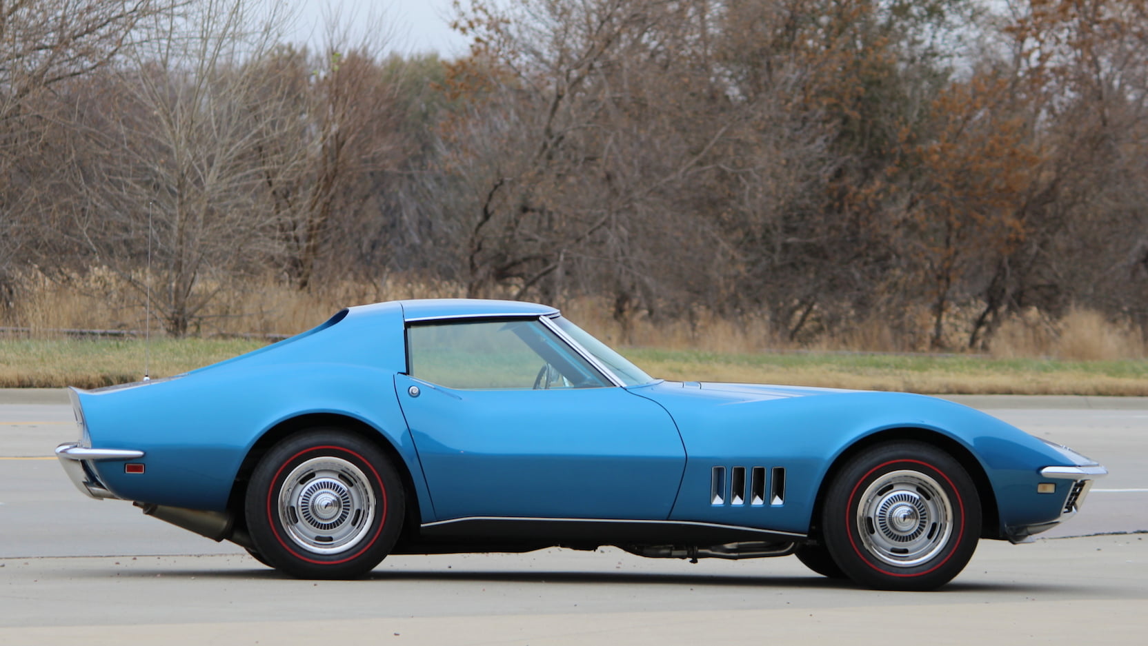 Corvette c3 Middle engine