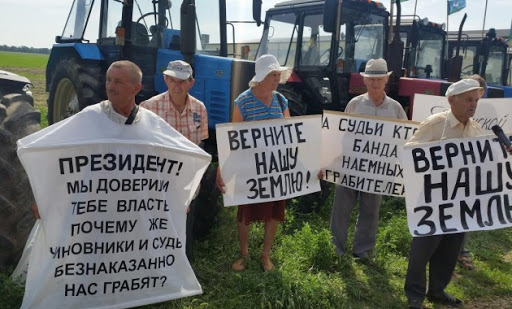 Россияне хотят уехать из страны: в возрасте от 18 до 24 лет так ответила половина.