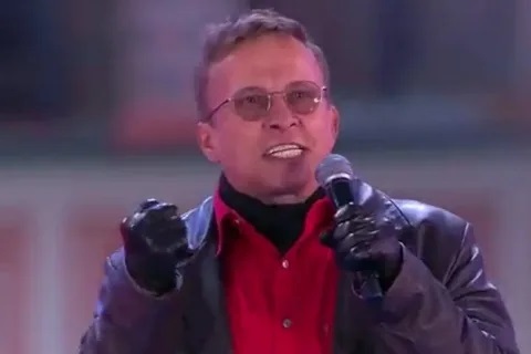 Бидон упал, снова