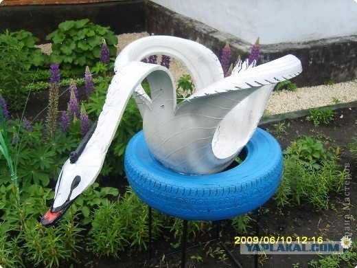 Какая то странная наварка шин