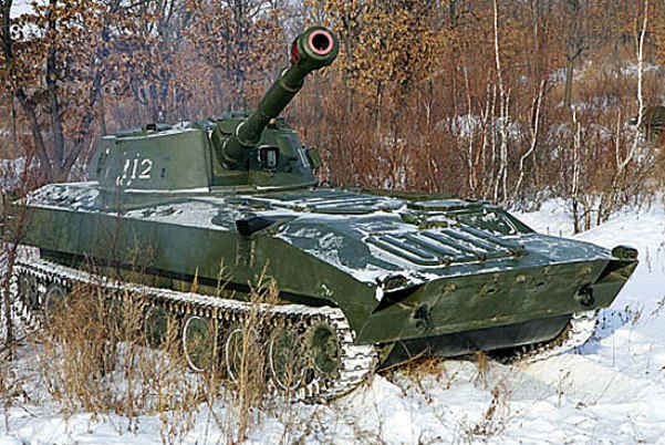 В Омской области сошел с рельсов грузовой поезд с танками