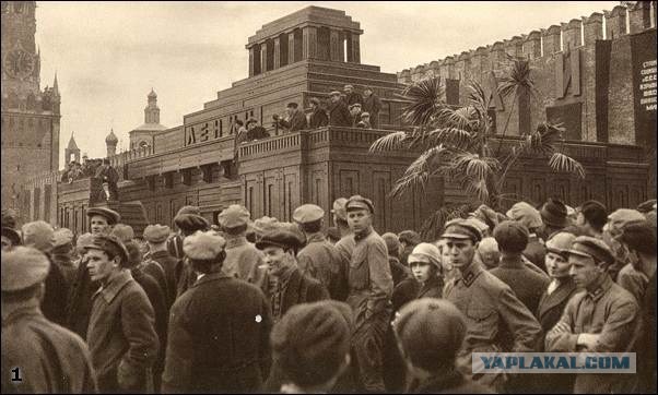Люди со светлыми лицами, как обычно, обманывают всех и каждого.