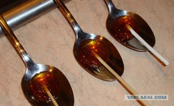 Ели и радовались: странные и «ужасно вкусные» перекусы советских времен