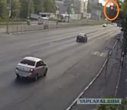 В Ульяновске во время погони разбилась машина ДПС