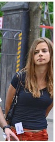 Без лифчика