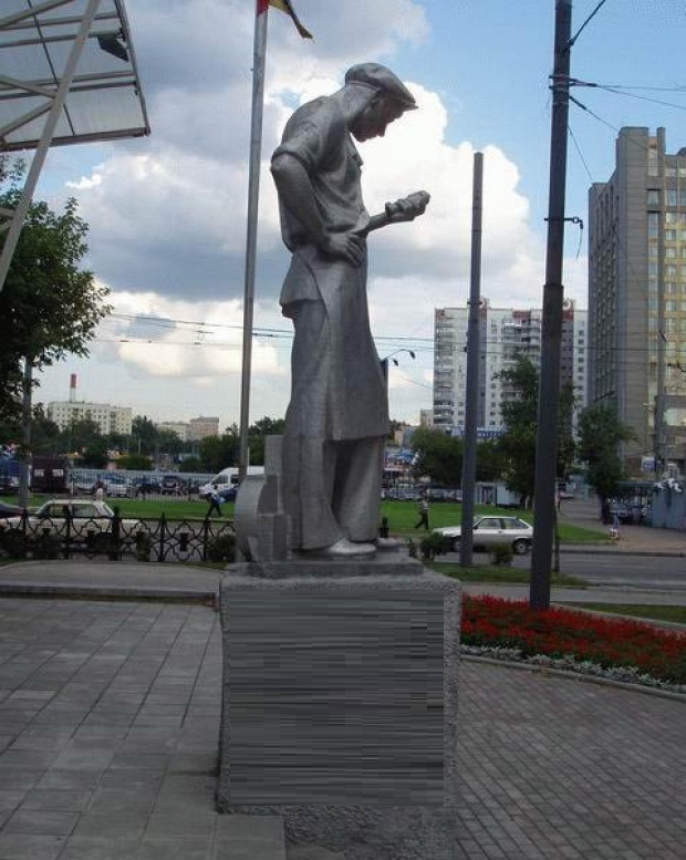 Какие прозвища дают памятникам в России
