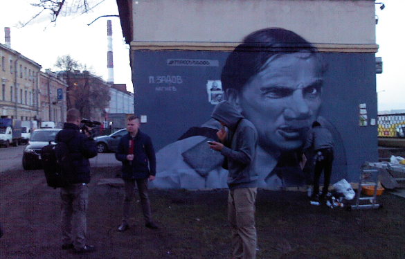 Очередное классное граффити вместо голой стены