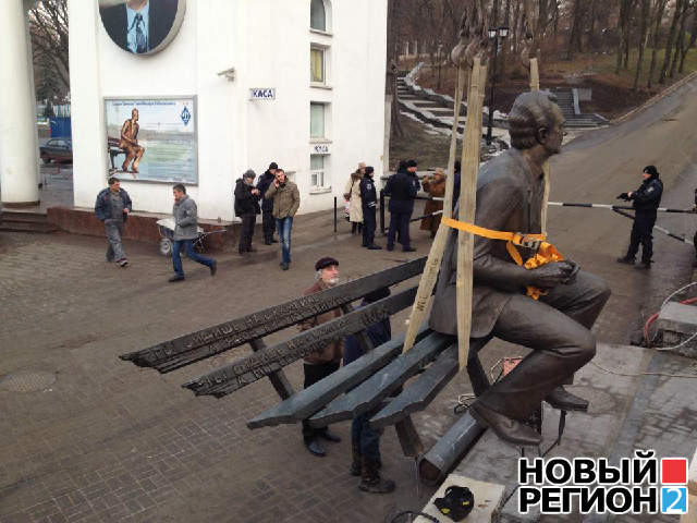 Украина штурмует верховную раду!