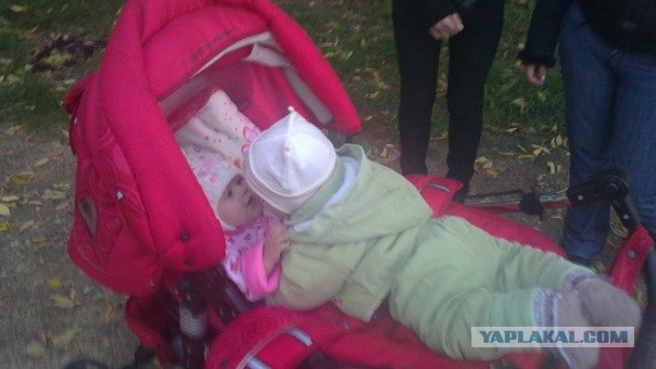 Молодо-зелено.