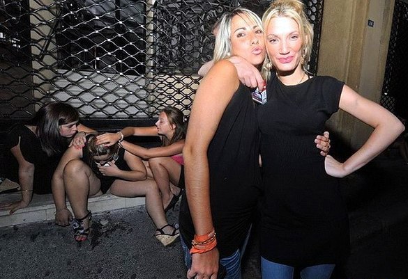 Ужасы и приколы из соцсетей 18+