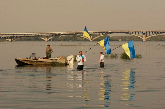Три корабля ВМС Украины пересекли российскую границу