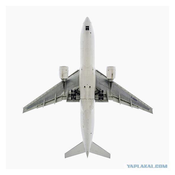 Необычный ракурс самолетов (32 фото)