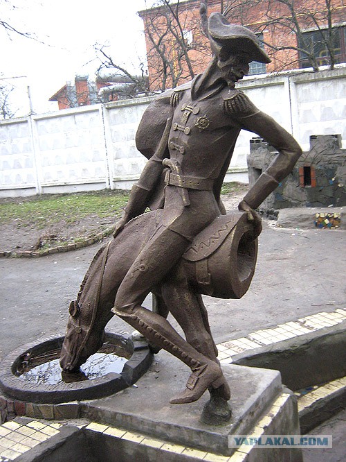Интересные памятники вашего города