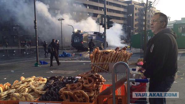 В америке цветная революция?