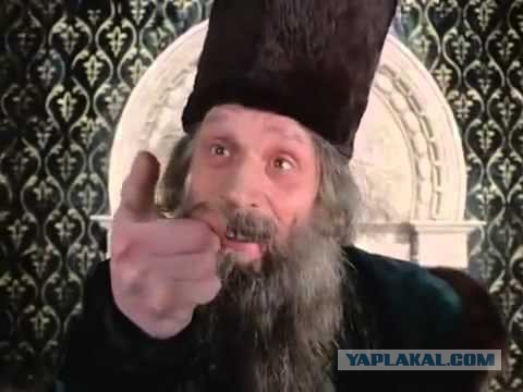 Волгоградцы не пожалели закрутки, чтобы доказать автохаму, что парковаться, перекрывая вход в подъезд, это плохо