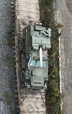 Железнодорожный состав с военной техникой