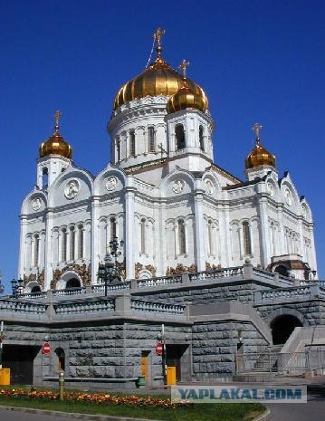 Памятники и здания. Двойники.