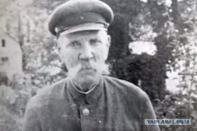 На ташкентском Боткинском кладбище установили мемориальную плиту пограничнику Михаилу Поспелову