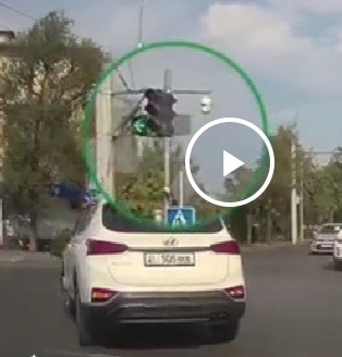 Как много идиотов на дороге