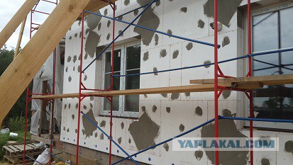 Как правильно утеплить свой дом и при этом облицевать его искусственным камнем