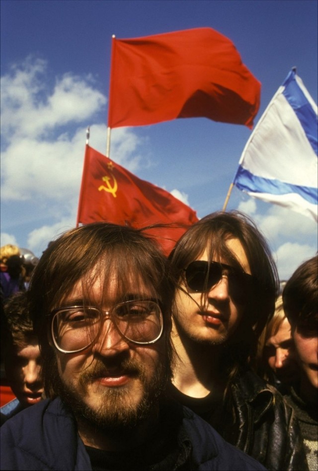 В центр Минска направили бронетехнику для разгона протестующих