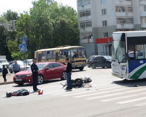 ДТП в Уфе 25 мая