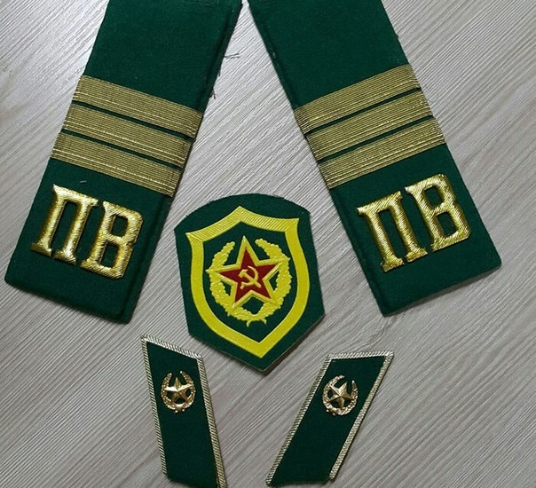 Ну что, с Днём Советской Армии и Военно-Морского Флота!