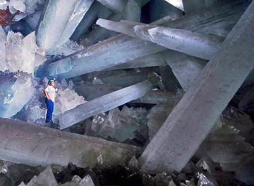 Удивительные уголки Земли (16 фото)
