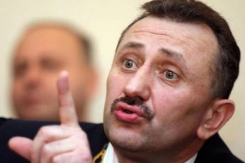 В тайнике украинского судьи обнаружили миллионы долларов и сто шекелей