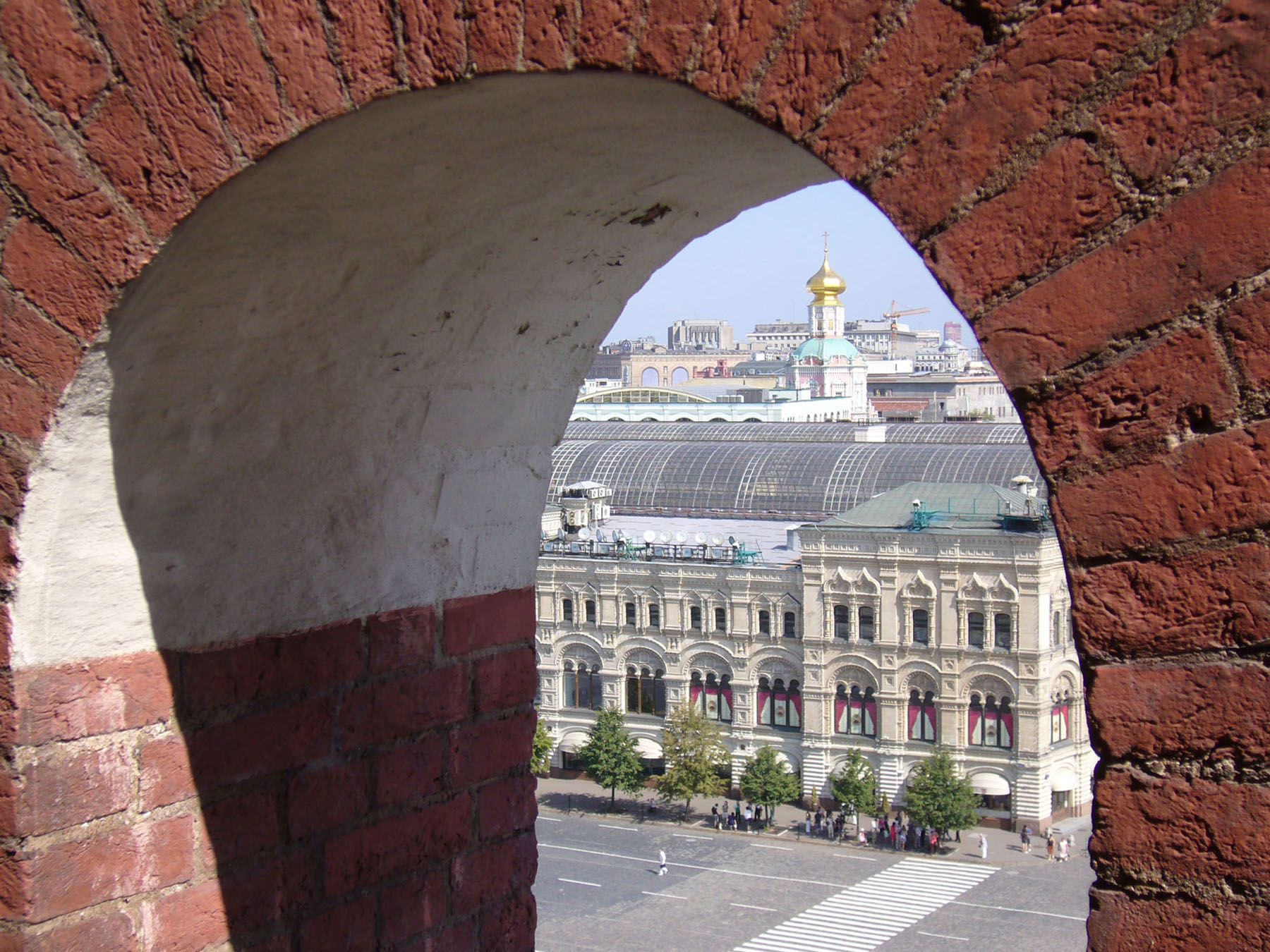 Кремлевская стена в москве