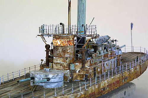 Модели древних судов из вторсырья