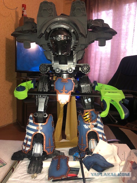 Warlord Titan. Сервиторим потихоньку