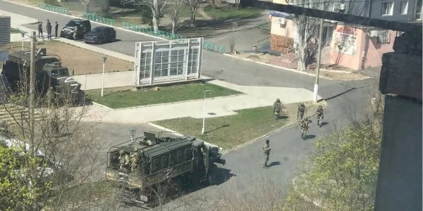 В Херсоне снова зажгли Вечный Огонь.