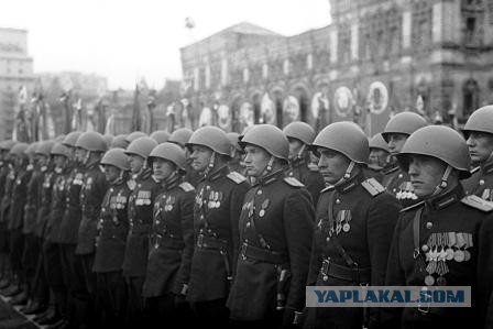 "Девочка, скажи нам, откуда у тебя столько медалек?"- "Добрый дядя командир дал"