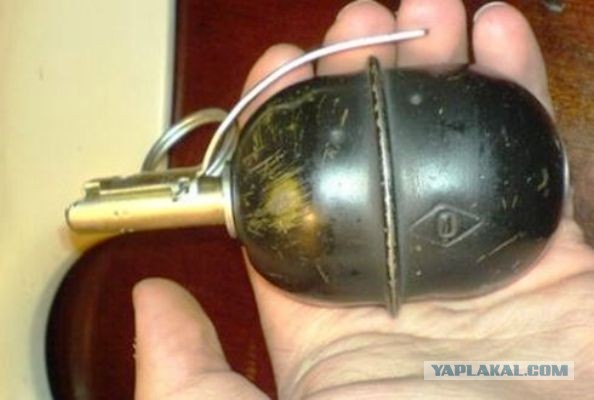 Дебил недолюбливаюший байкеров