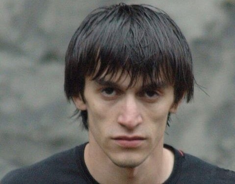Переодевались полицейскими и отбирали деньги: силовики задержали группу цыган-аферистов