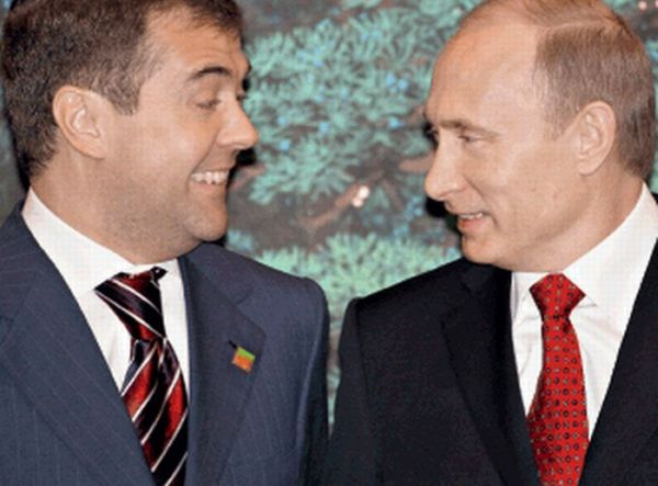 Фотографии Медведева, которые стали мемами