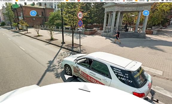 Трагедией чуть не закончилась авария в центре Красноярска с участием мотоцикла и легковушки