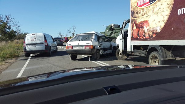 Влетел под БТР