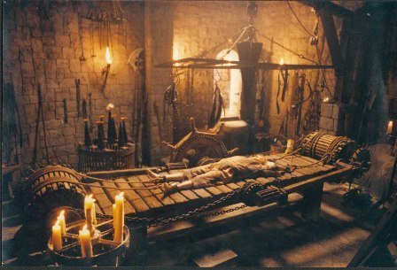 Пытки и казни ведьм в Средневековье