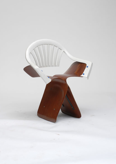 Сто стульев за сто дней