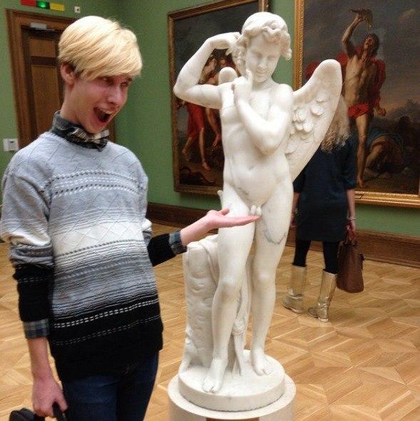 Ужасы и приколы из соцсетей 18+