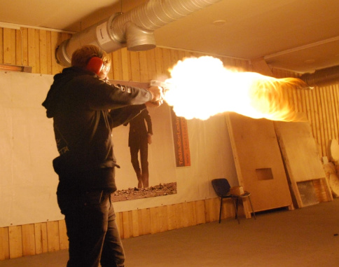 Desert Eagle: самый бесполезный пистолет в мире