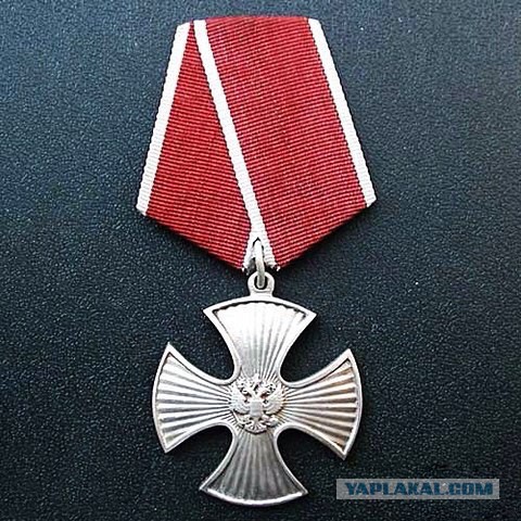 МПК установил личность пронесшего флаг России спортсмена из Белоруссии